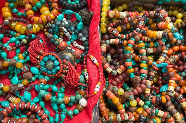 Exprimez votre style avec nos bracelets tibétains artisanaux